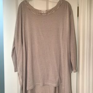 NWOT. Cute long tee